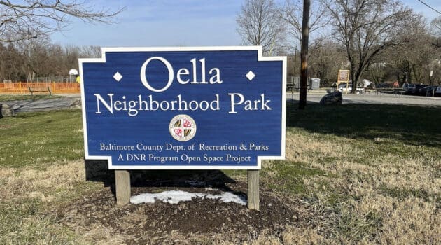 Oella Neighborhood Park Sign
